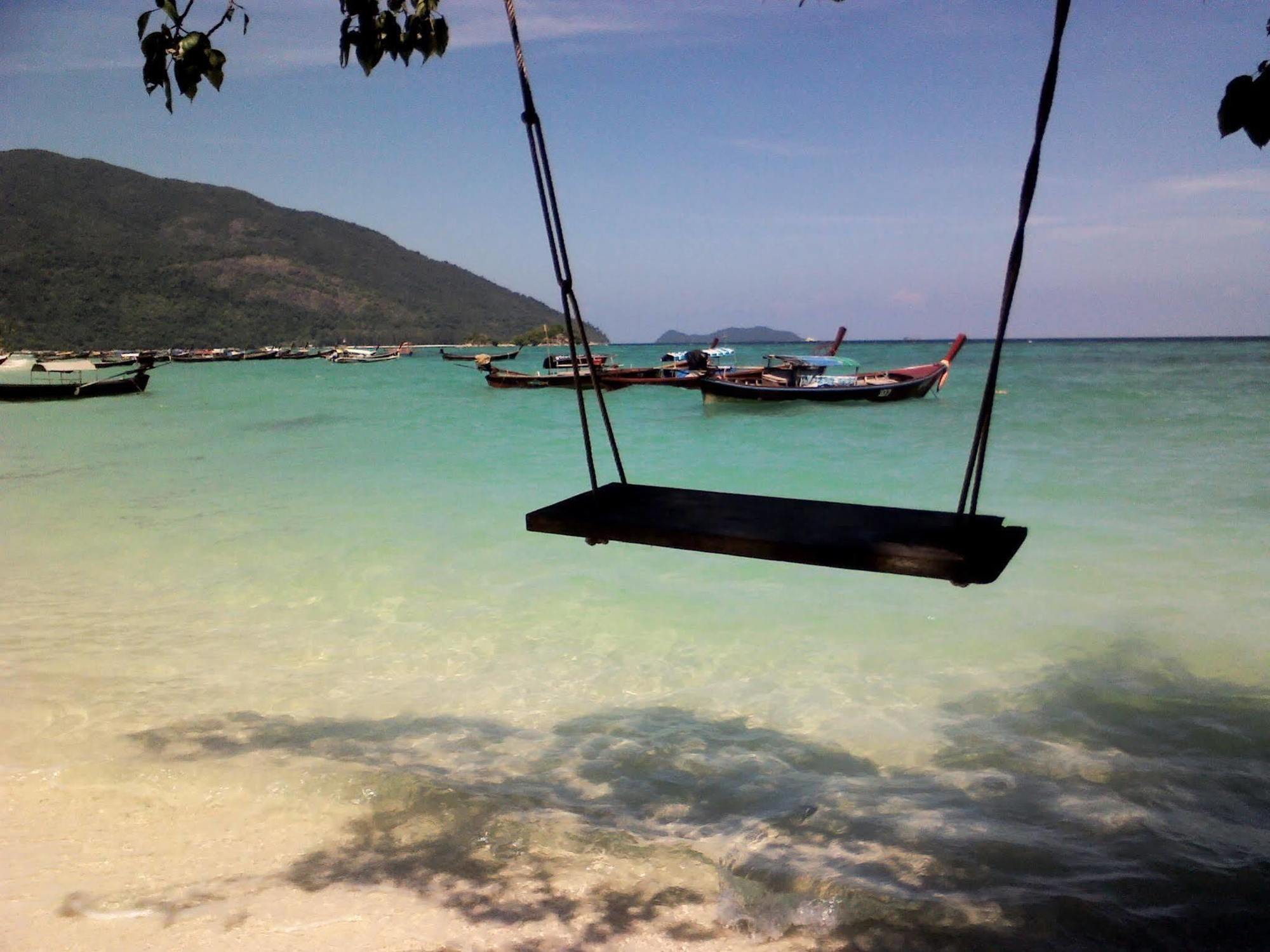 Kathalee Beach Resort & Spa Koh Lipe Esterno foto